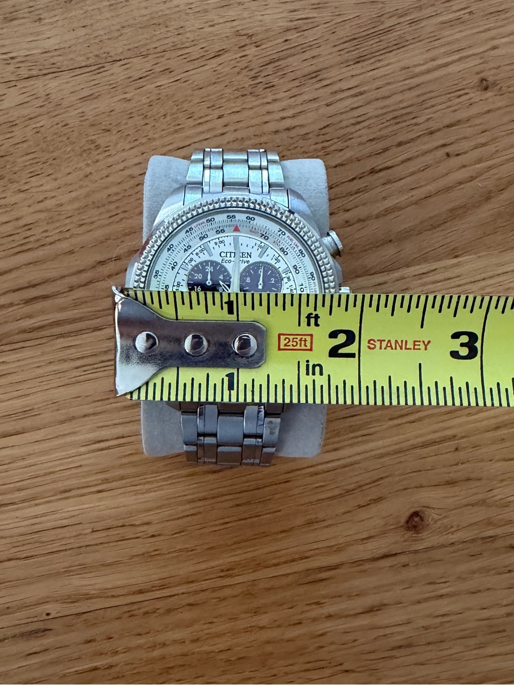 Citizen BL5400 Cal E820 Stainless Steel Chronograph Watch - White and Black Dial - Picture 3 of 3